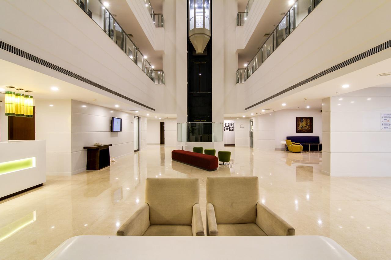 Lemon Tree Hotel, Banjara Hills, Хидерабад Екстериор снимка
